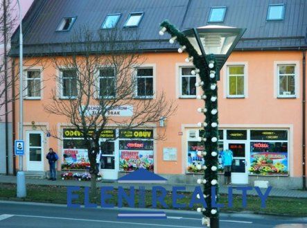 Pronájem obchodní prostory, 278 m²