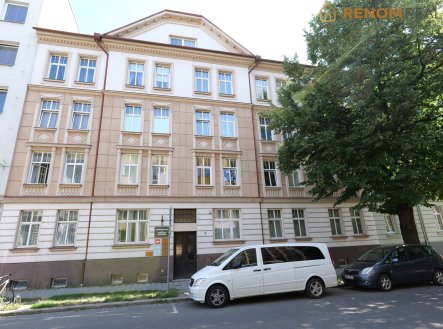 Pronájem bytu, 2+1, 81 m²