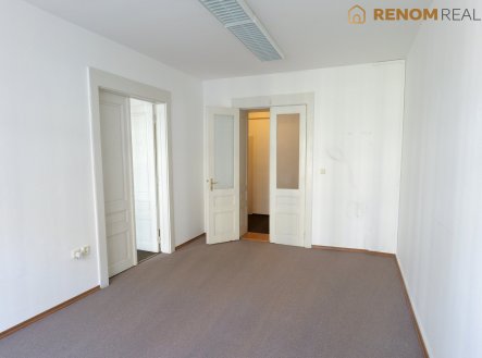 Pronájem bytu, 2+1, 81 m²