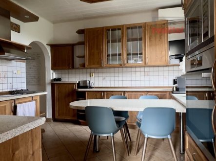 Prodej bytu, 4+1, 99 m²