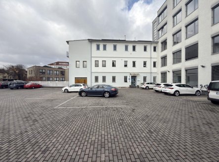 Pronájem kanceláře, 338 m² obrázek