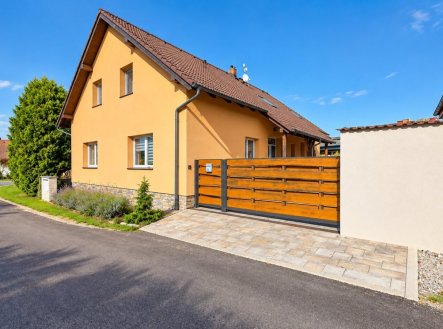 Prodej bytu, 3+1, 99 m²