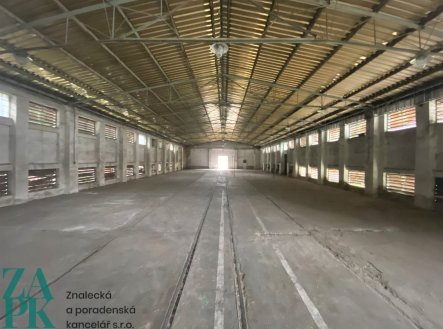 Pronájem komerčního objektu, sklad, 500 m²
