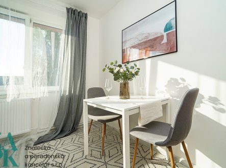 Pronájem bytu, 1+kk, 33 m²
