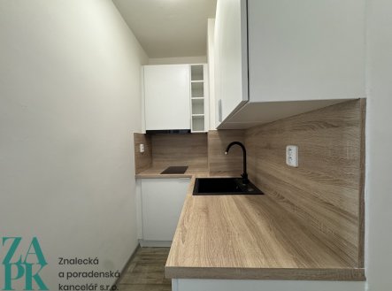 Pronájem bytu, 2+kk, 32 m²