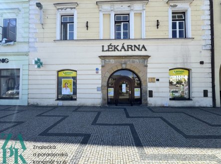 Pronájem obchodní prostory, 226 m²