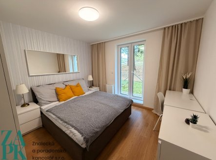 Pronájem bytu, 2+kk, 42 m²