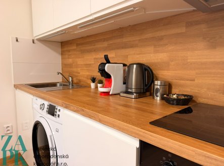 Pronájem bytu, 2+kk, 42 m²