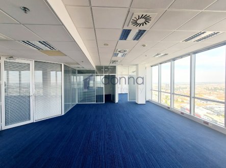 Pronájem kanceláře, 202 m²