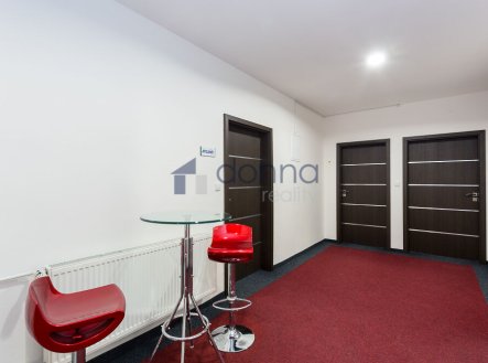 Pronájem kanceláře, 42 m²