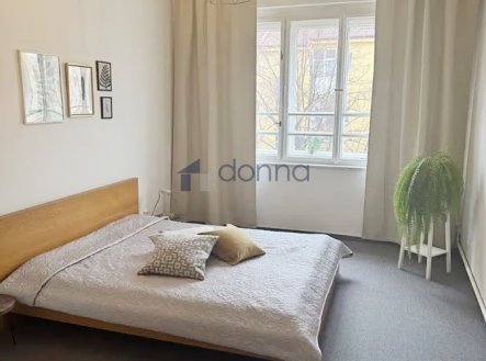 Pronájem bytu, 2+kk, 47 m²