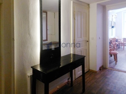 Pronájem obchodní prostory, 86 m²