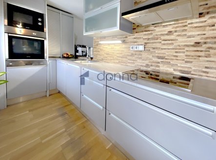 Prodej bytu, 4+kk, 145 m²