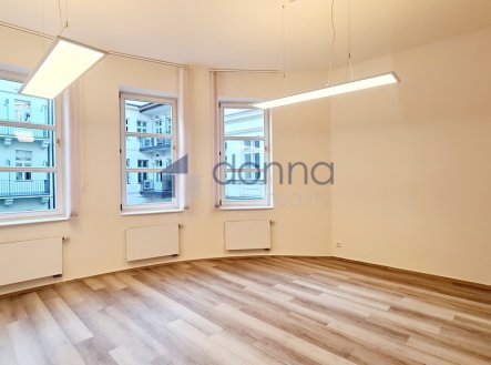 Pronájem bytu, 4+kk, 155 m²