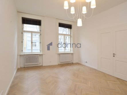 Pronájem bytu, 3+kk, 95 m²