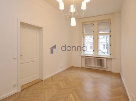 Pronájem bytu, 3+kk, 95 m²
