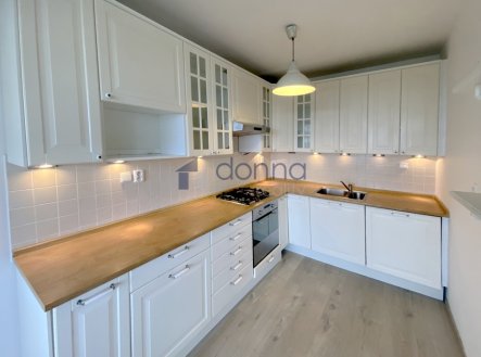 Pronájem bytu, 3+kk, 85 m²