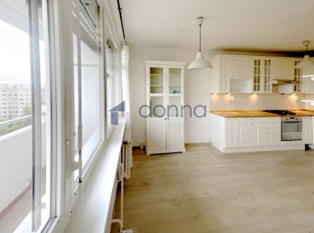 Pronájem bytu, 3+kk, 85 m²
