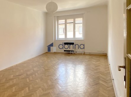 Prodej bytu, 1+kk, 30 m² obrázek
