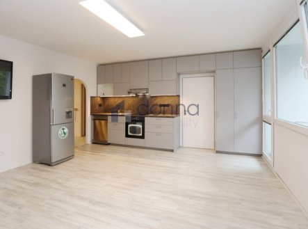 Pronájem bytu, 4+kk, 107 m²