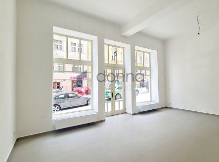 Pronájem obchodní prostory, 87 m²