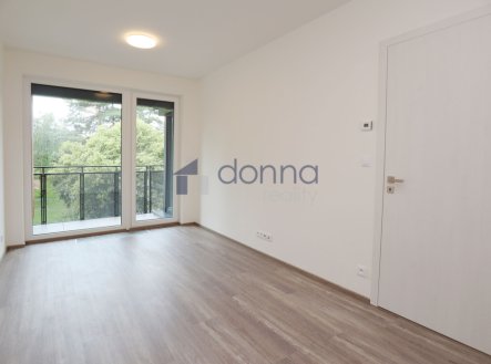 Pronájem bytu, 2+kk, 64 m²