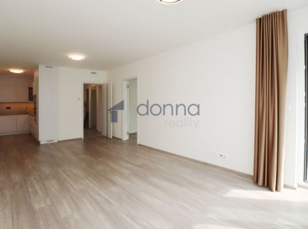 Pronájem bytu, 2+kk, 64 m²
