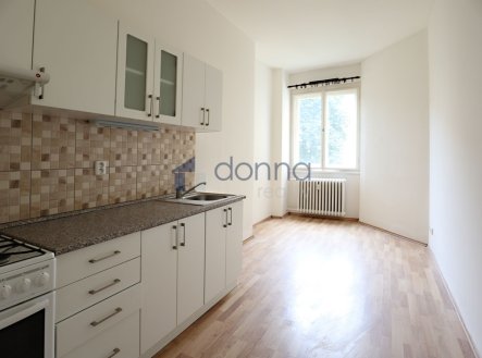 Pronájem bytu, 1+1, 42 m²