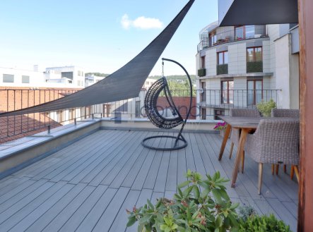Pronájem bytu, 3+kk, 142 m²