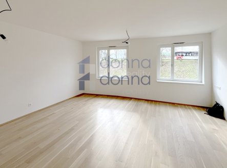 Pronájem bytu, 1+kk, 39 m²