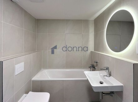 Pronájem bytu, 1+kk, 39 m²