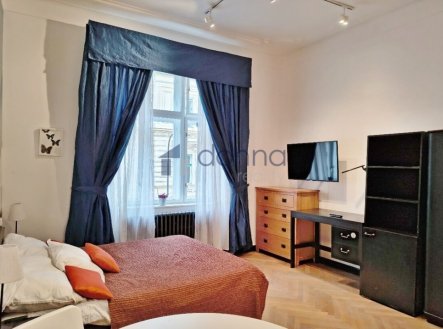 Pronájem bytu, 1+kk, 31 m²