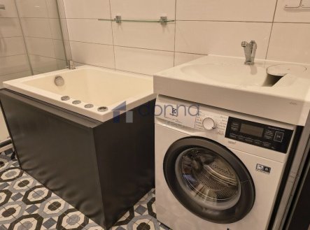 Pronájem bytu, 1+kk, 31 m²