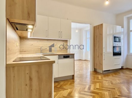 Pronájem bytu, 3+1, 95 m²