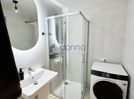 Pronájem bytu, 1+kk, 38 m²