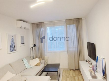 Pronájem bytu, 2+kk, 41 m²
