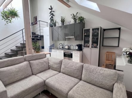 Pronájem bytu, 4+kk, 99 m²