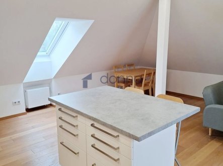 Pronájem bytu, 2+kk, 72 m²