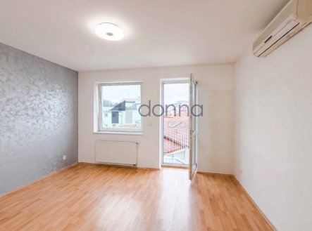 Pronájem nájemního domu, 626 m²
