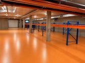 Pronájem skladu, 330 m²