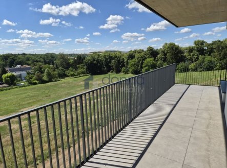 Pronájem bytu, 3+kk, 74 m²