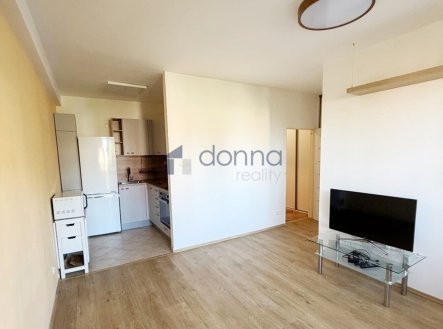 Pronájem bytu, 2+kk, 38 m²