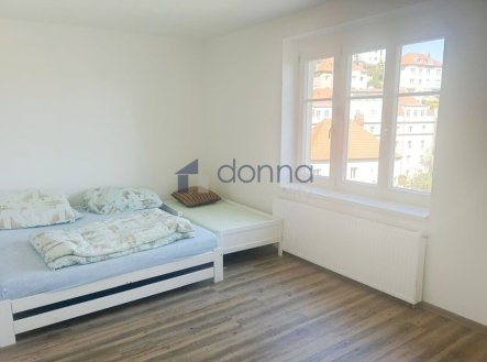 Pronájem bytu, 2+1, 77 m²