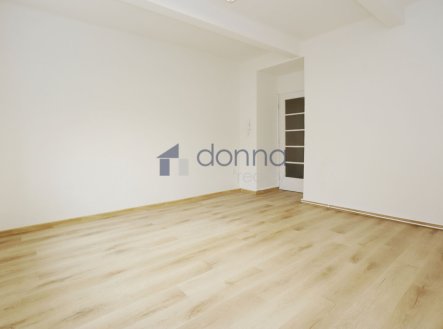 Pronájem bytu, 1+kk, 28 m²