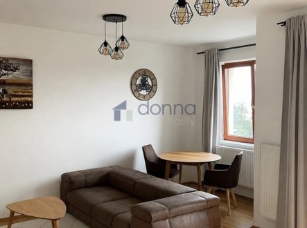 Pronájem bytu, 3+kk, 74 m²
