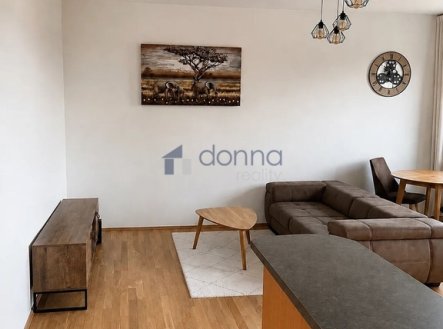 Pronájem bytu, 3+kk, 74 m²