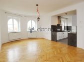 Pronájem bytu, 3+kk, 85 m²