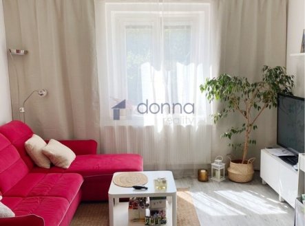 Pronájem bytu, 2+kk, 42 m²