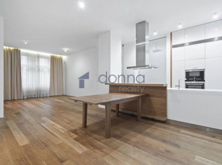Pronájem bytu, 3+kk, 109 m²