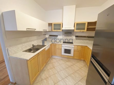 Pronájem bytu, 3+1, 100 m²